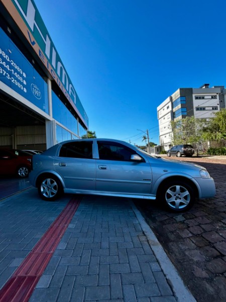 CHEVROLET ASTRA ADVANTAGE 2.0 MPFI 8V FLEXPOWER 5P /2007 CHIMA VEÍCULOS VENÂNCIO AIRES / Carros no Vale CHEVROLET ASTRA ADVANTAGE 2.0 MPFI 8V FLEXPOWER 5P /2007 CHIMA VEÍCULOS VENÂNCIO AIRES / Carros no Vale