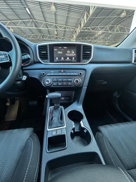 KIA SPORTAGE LX2 2.0 /2020 CHIMA VEÍCULOS VENÂNCIO AIRES / Carros no Vale KIA SPORTAGE LX2 2.0 /2020 CHIMA VEÍCULOS VENÂNCIO AIRES / Carros no Vale