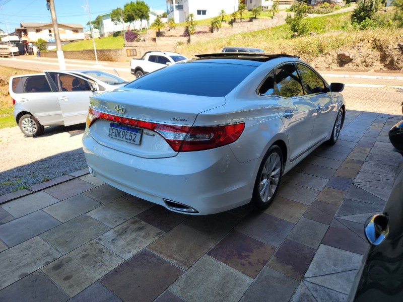 HYUNDAI AZERA 3.0 V6 C TETO 2012/2013 TS VEÍCULOS ANTA GORDA / Carros no Vale HYUNDAI AZERA 3.0 V6 C TETO 2012/2013 TS VEÍCULOS ANTA GORDA / Carros no Vale
