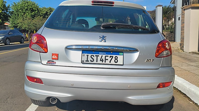 PEUGEOT 207 1.6 QUIKSILVER 2011/2012 ADRIANO VEÍCULOS CRUZEIRO DO SUL / Carros no Vale