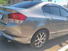 HONDA CITY 1.5 EXL 16V FLEX 4P AUTOMÁTICO 2010/2010 ADRIANO VEÍCULOS CRUZEIRO DO SUL / Carros no Vale