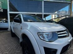 MITSUBISHI L200 2.5 4X2 8V /2015 CHIMA VEÍCULOS VENÂNCIO AIRES / Carros no Vale