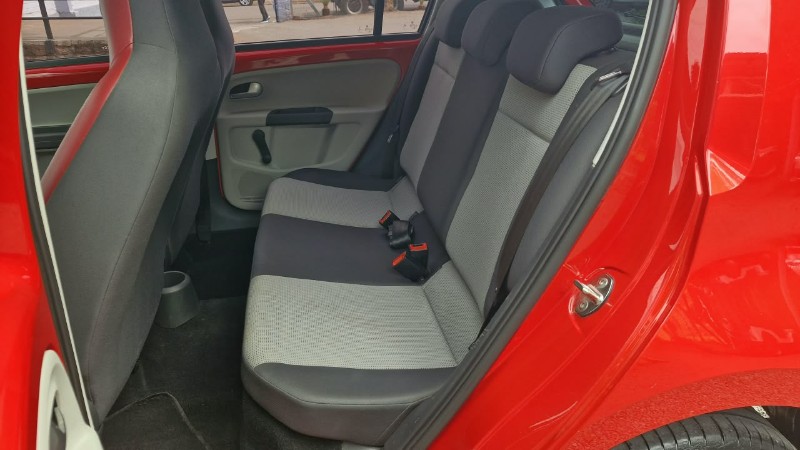 VOLKSWAGEN UP! 1.0 MPI /2014 RT 811 VEÍCULOS ARROIO DO MEIO / Carros no Vale