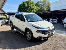 FIAT TORO VOLCANO 2.0 4X4 /2017 AR MULTIMARCAS VENÂNCIO AIRES / Carros no Vale
