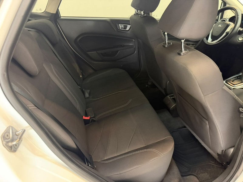 FORD FIESTA SED. 1.6 8V FLEX 4P 2014/2014 LUCAS AUTOMÓVEIS BOM RETIRO DO SUL / Carros no Vale