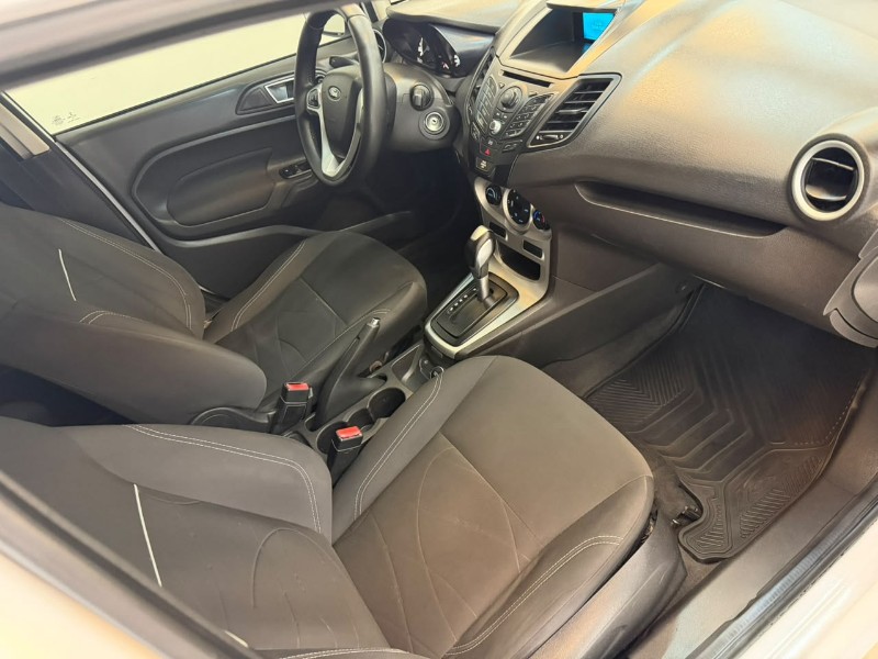 FORD FIESTA SED. 1.6 8V FLEX 4P 2014/2014 LUCAS AUTOMÓVEIS BOM RETIRO DO SUL / Carros no Vale