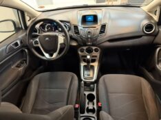 FORD FIESTA SED. 1.6 8V FLEX 4P 2014/2014 LUCAS AUTOMÓVEIS BOM RETIRO DO SUL / Carros no Vale