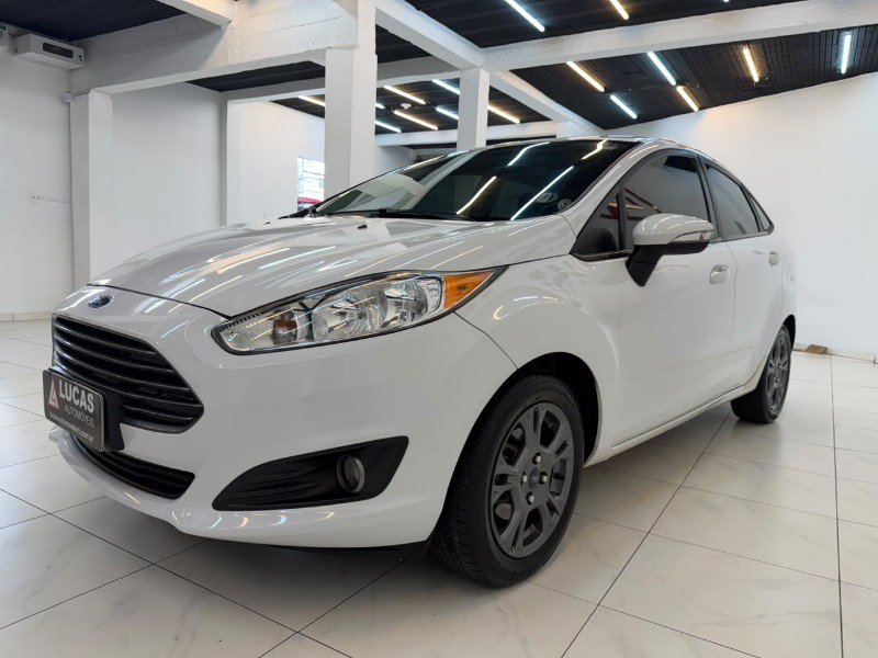 FORD FIESTA SED. 1.6 8V FLEX 4P 2014/2014 LUCAS AUTOMÓVEIS BOM RETIRO DO SUL / Carros no Vale