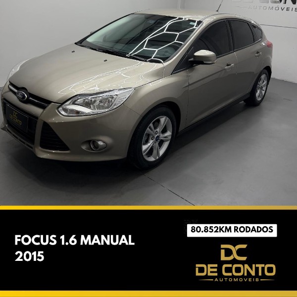 FORD FOCUS /2015 DE CONTO AUTOMÓVEIS SARANDI / Carros no Vale