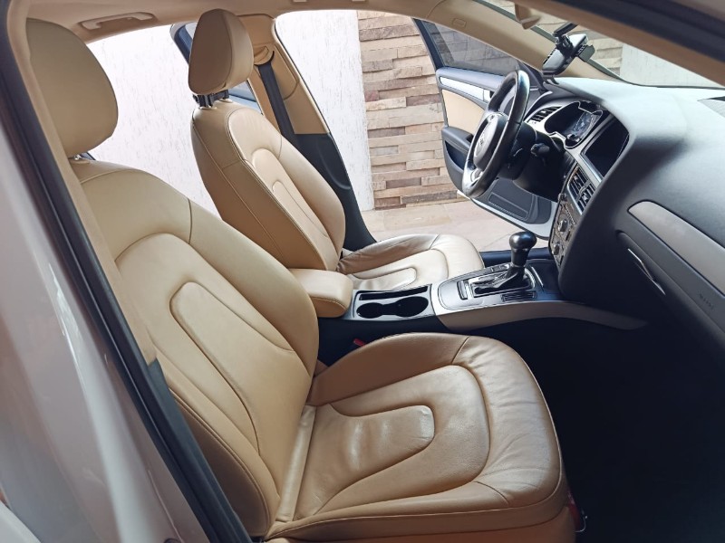 AUDI A4 2.0 TFSI 2013/2014 TS VEÍCULOS ANTA GORDA / Carros no Vale