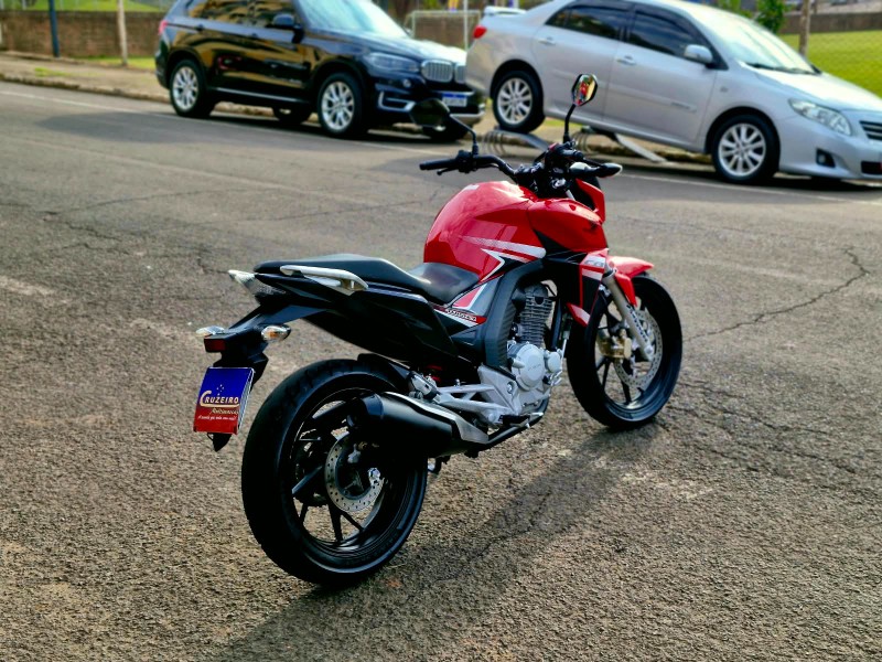 HONDA MOTOS CB 250F TWISTER 2018/2018 CRUZEIRO MULTIMARCAS CRUZEIRO DO SUL / Carros no Vale HONDA MOTOS CB 250F TWISTER 2018/2018 CRUZEIRO MULTIMARCAS CRUZEIRO DO SUL / Carros no Vale