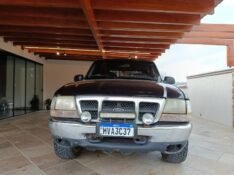 FORD RANGER 2.8 XLT 4X4 8V 2003/2004 TS VEÍCULOS ANTA GORDA / Carros no Vale