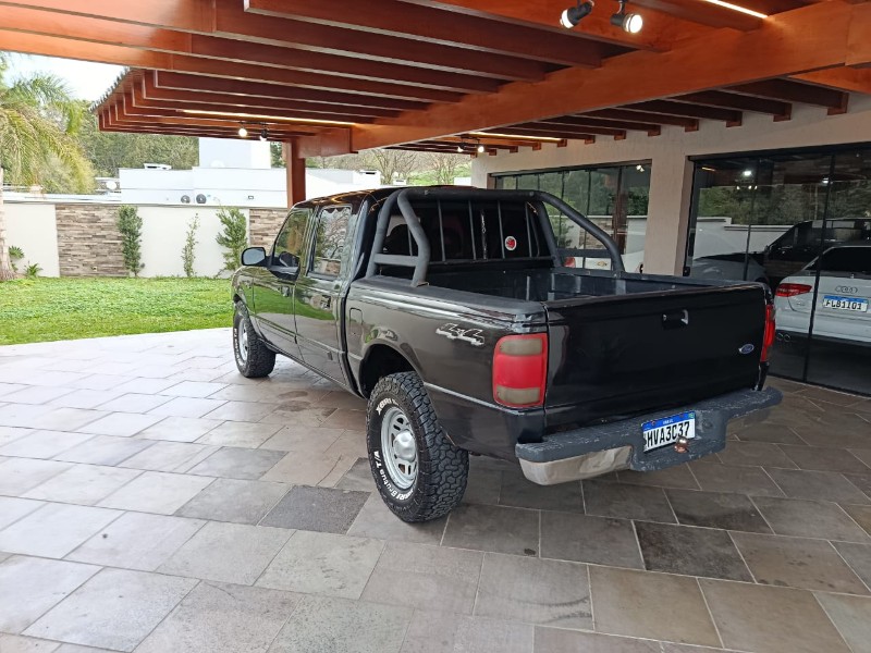 FORD RANGER 2.8 XLT 4X4 8V 2003/2004 TS VEÍCULOS ANTA GORDA / Carros no Vale