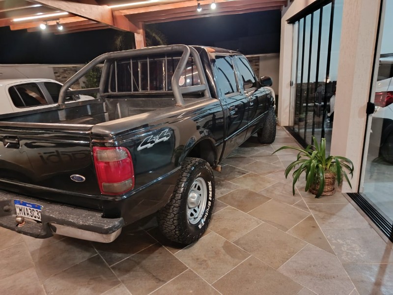 FORD RANGER 2.8 XLT 4X4 8V 2003/2004 TS VEÍCULOS ANTA GORDA / Carros no Vale