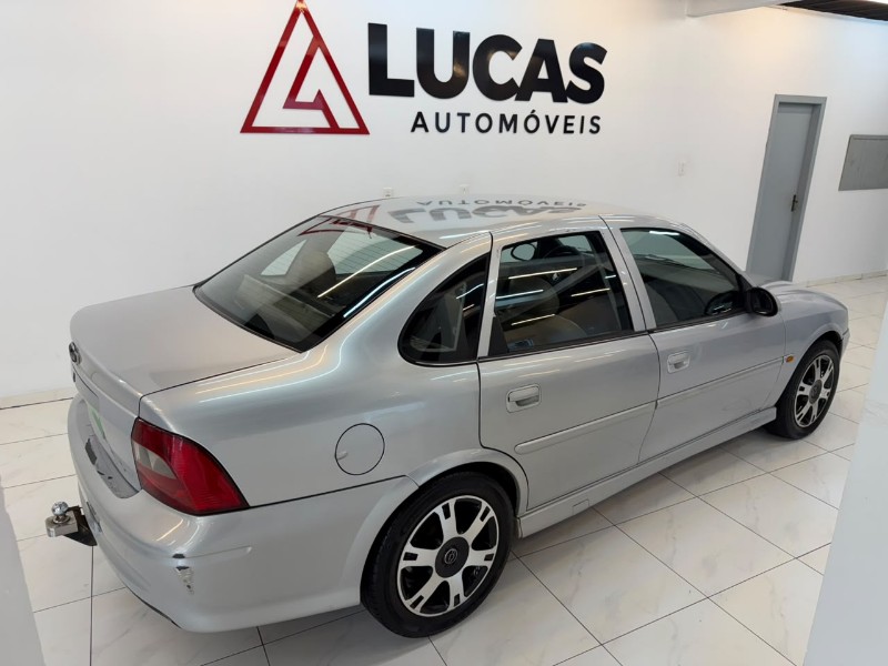 CHEVROLET VECTRA 2.2 GLS 8V 2000/2000 LUCAS AUTOMÓVEIS BOM RETIRO DO SUL / Carros no Vale