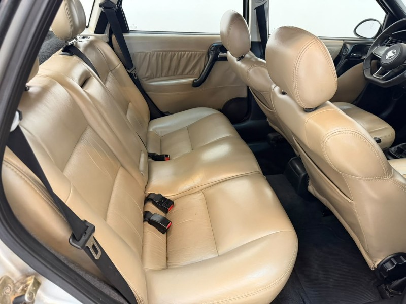 CHEVROLET VECTRA 2.2 GLS 8V 2000/2000 LUCAS AUTOMÓVEIS BOM RETIRO DO SUL / Carros no Vale