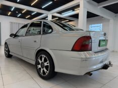 CHEVROLET VECTRA 2.2 GLS 8V 2000/2000 LUCAS AUTOMÓVEIS BOM RETIRO DO SUL / Carros no Vale