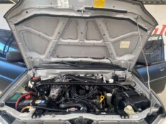 MITSUBISHI PAJERO TR4 4X4 2.0 FLEX 2012/2013 LAVENDA VEÍCULOS ARROIO DO MEIO / Carros no Vale