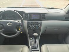 TOYOTA COROLLA 1.8 XEI 16V GASOLINA 4P AUTOMÁTICO 2003/2003 ADRIANO VEÍCULOS CRUZEIRO DO SUL / Carros no Vale