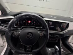 VOLKSWAGEN VIRTUS 1.0 200 TSI HIGHLINE /2021 DE CONTO AUTOMÓVEIS SARANDI / Carros no Vale