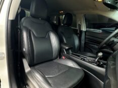 JEEP COMPASS LIMITED 1.3 T270 2022/2022 SÉTIMA VEÍCULOS GUAPORÉ / Carros no Vale