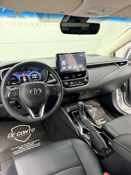 TOYOTA COROLLA 2.0 XEI /2025 DE CONTO AUTOMÓVEIS SARANDI / Carros no Vale TOYOTA COROLLA 2.0 XEI /2025 DE CONTO AUTOMÓVEIS SARANDI / Carros no Vale