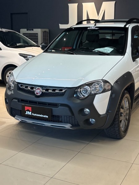 FIAT STRADA ADVENTURE 1.8/ 1.8 LOCKER FLEX CD 2014/2015 JM AUTOMÓVEIS VENÂNCIO AIRES / Carros no Vale
