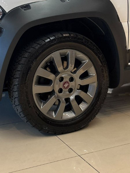 FIAT STRADA ADVENTURE 1.8/ 1.8 LOCKER FLEX CD 2014/2015 JM AUTOMÓVEIS VENÂNCIO AIRES / Carros no Vale
