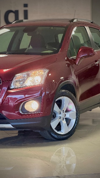 CHEVROLET TRACKER 1.8 MPFI LTZ 4X2 16V FLEX 4P AUT 2013/2014 MALAGGI VEÍCULOS ENCANTADO / Carros no Vale CHEVROLET TRACKER 1.8 MPFI LTZ 4X2 16V FLEX 4P AUT 2013/2014 MALAGGI VEÍCULOS ENCANTADO / Carros no Vale