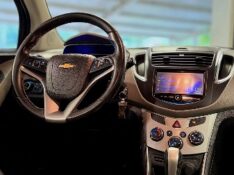 CHEVROLET TRACKER 1.8 MPFI LTZ 4X2 16V FLEX 4P AUT 2013/2014 MALAGGI VEÍCULOS ENCANTADO / Carros no Vale