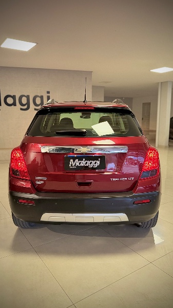 CHEVROLET TRACKER 1.8 MPFI LTZ 4X2 16V FLEX 4P AUT 2013/2014 MALAGGI VEÍCULOS ENCANTADO / Carros no Vale CHEVROLET TRACKER 1.8 MPFI LTZ 4X2 16V FLEX 4P AUT 2013/2014 MALAGGI VEÍCULOS ENCANTADO / Carros no Vale