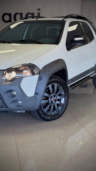 FIAT STRADA 1.8 MPI ADVENTURE CD 16V 2019/2020 MALAGGI VEÍCULOS ENCANTADO / Carros no Vale