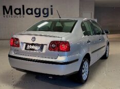 VOLKSWAGEN POLO 1.6 SEDAN 2009/2009 MALAGGI VEÍCULOS ENCANTADO / Carros no Vale