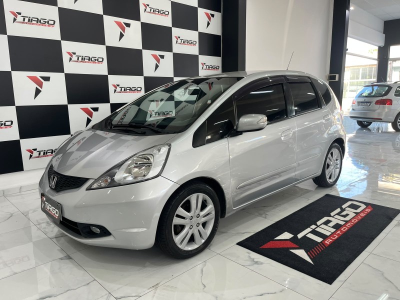 HONDA FIT 1.5 EX 2011/2011 TIAGO AUTOMÓVEIS VENÂNCIO AIRES / Carros no Vale