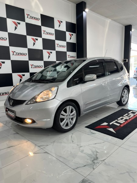 HONDA FIT 1.5 EX 2011/2011 TIAGO AUTOMÓVEIS VENÂNCIO AIRES / Carros no Vale