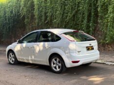 FORD FOCUS 1.6 2012/2012 ESTAÇÃO DO CARRO ESTRELA / Carros no Vale
