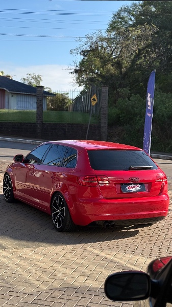 AUDI A3 2.0 40 TFSI MHEV SPORTBACK S LINE S-TRONIC 2008/2009 NEURI VEÍCULOS LAJEADO / Carros no Vale