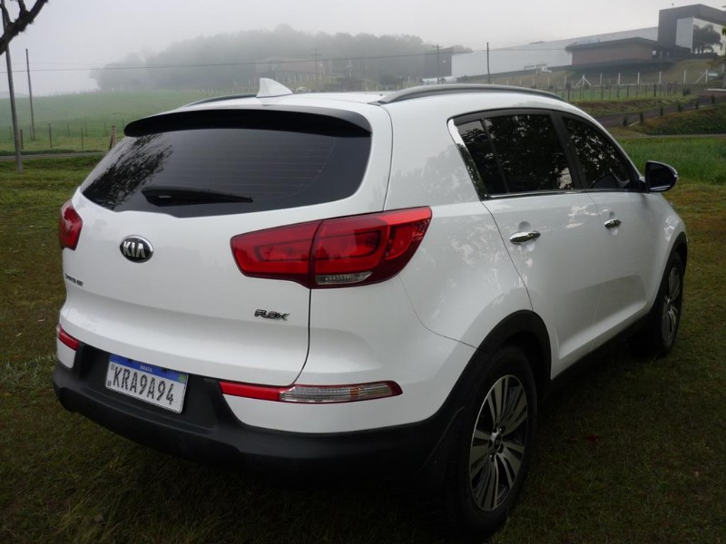 KIA SPORTAGE 2.0 EX 4X2 16V EX2 OFF G4 2015/2015 PREMIUM AUTOMÓVEIS ARROIO DO MEIO / Carros no Vale