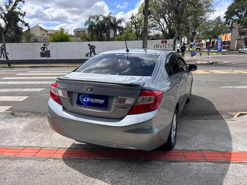 HONDA CIVIC SEDAN LXR 2.0 FLEXONE 16V AUT. 4P 2014/2014 LS MULTIMARCAS VENÂNCIO AIRES / Carros no Vale HONDA CIVIC SEDAN LXR 2.0 FLEXONE 16V AUT. 4P 2014/2014 LS MULTIMARCAS VENÂNCIO AIRES / Carros no Vale