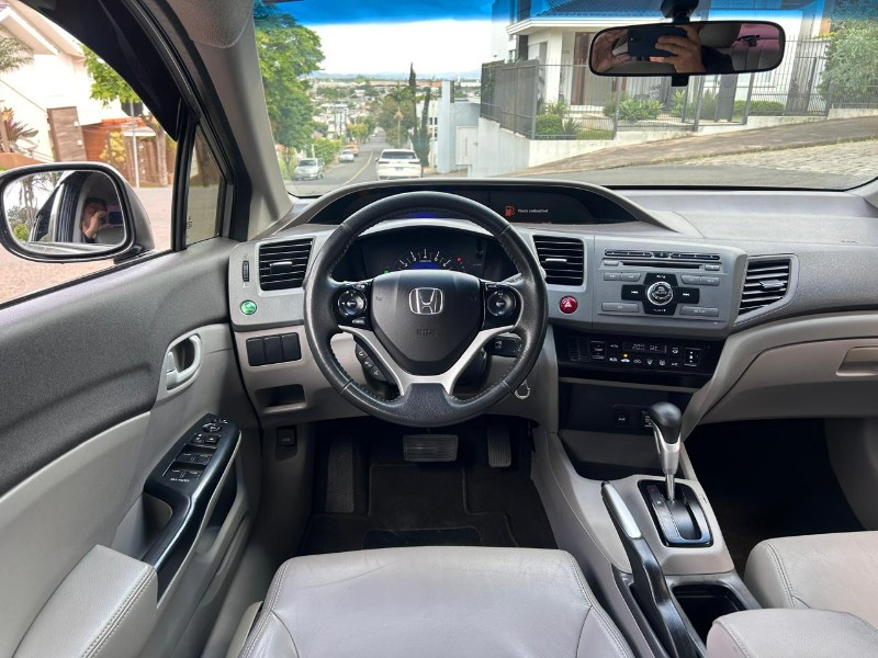 HONDA CIVIC SEDAN LXR 2.0 FLEXONE 16V AUT. 4P 2014/2014 LS MULTIMARCAS VENÂNCIO AIRES / Carros no Vale HONDA CIVIC SEDAN LXR 2.0 FLEXONE 16V AUT. 4P 2014/2014 LS MULTIMARCAS VENÂNCIO AIRES / Carros no Vale