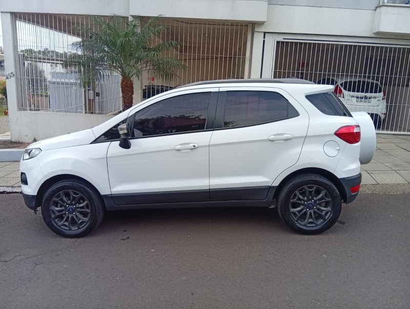 FORD ECOSPORT 2.0 FREESTYLE 2014/2015 ALTERNATIVA VEÍCULOS LAJEADO / Carros no Vale FORD ECOSPORT 2.0 FREESTYLE 2014/2015 ALTERNATIVA VEÍCULOS LAJEADO / Carros no Vale