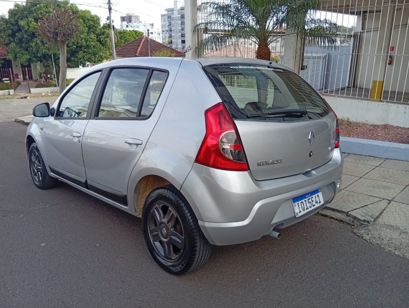 RENAULT SANDERO 1.6 EXPRESSION 2009/2010 ALTERNATIVA VEÍCULOS LAJEADO / Carros no Vale