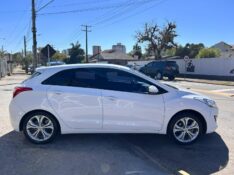 HYUNDAI I30 1.6 16V FLEX 5P AUT. 2015/2015 LS MULTIMARCAS VENÂNCIO AIRES / Carros no Vale