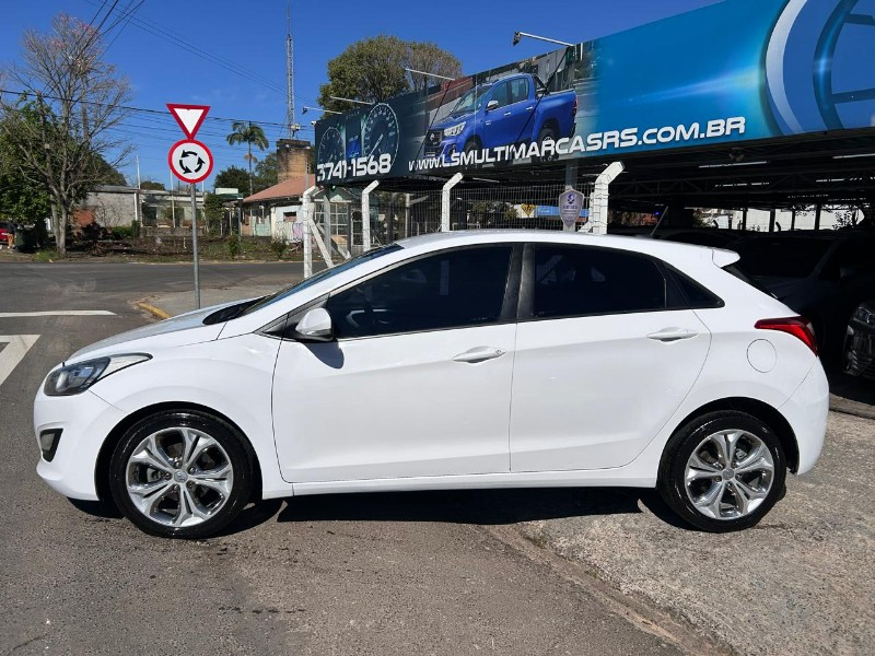 HYUNDAI I30 1.6 16V FLEX 5P AUT. 2015/2015 LS MULTIMARCAS VENÂNCIO AIRES / Carros no Vale HYUNDAI I30 1.6 16V FLEX 5P AUT. 2015/2015 LS MULTIMARCAS VENÂNCIO AIRES / Carros no Vale