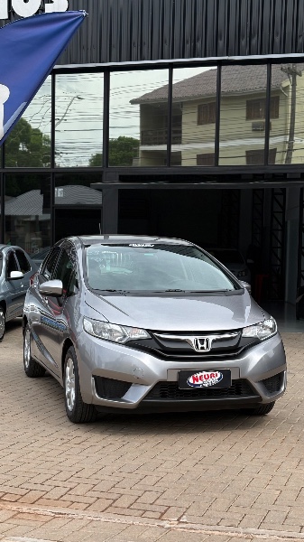 HONDA FIT 1.5 LX 16V FLEX 4P AUTOMÁTICO /2015 NEURI VEÍCULOS LAJEADO / Carros no Vale