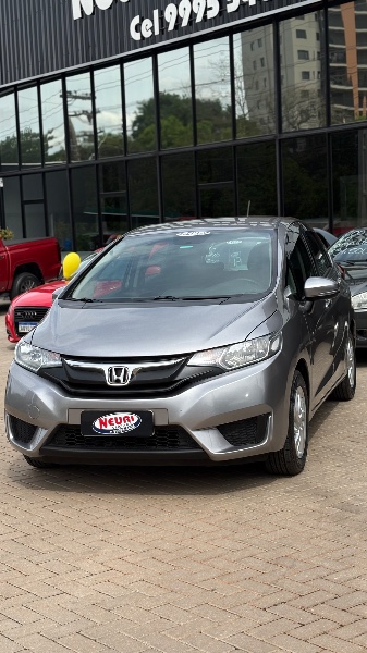 HONDA FIT 1.5 LX 16V FLEX 4P AUTOMÁTICO /2015 NEURI VEÍCULOS LAJEADO / Carros no Vale