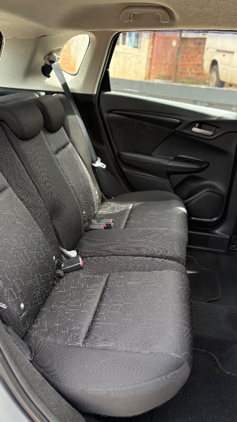 HONDA FIT 1.5 LX 16V FLEX 4P AUTOMÁTICO /2015 NEURI VEÍCULOS LAJEADO / Carros no Vale