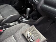 HONDA FIT 1.5 LX 16V FLEX 4P AUTOMÁTICO /2015 NEURI VEÍCULOS LAJEADO / Carros no Vale