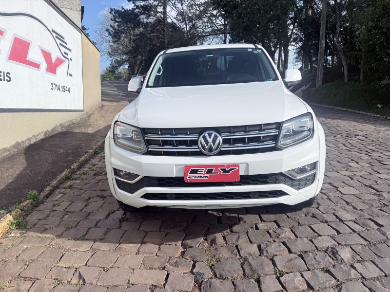 VOLKSWAGEN AMAROK 2.0 HIGHLINE 4X4 CD 16V TURBO INTERCOOLER 2019/2019 ELY AUTOMÓVEIS LAJEADO / Carros no Vale VOLKSWAGEN AMAROK 2.0 HIGHLINE 4X4 CD 16V TURBO INTERCOOLER 2019/2019 ELY AUTOMÓVEIS LAJEADO / Carros no Vale