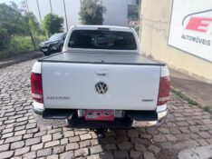 VOLKSWAGEN AMAROK 2.0 HIGHLINE 4X4 CD 16V TURBO INTERCOOLER 2019/2019 ELY AUTOMÓVEIS LAJEADO / Carros no Vale